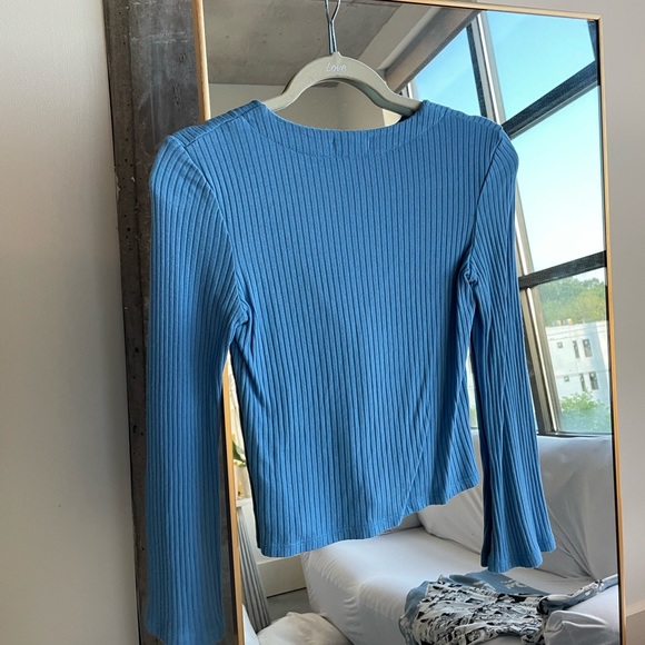 Reformation knit button up top - Picture 2 of 2